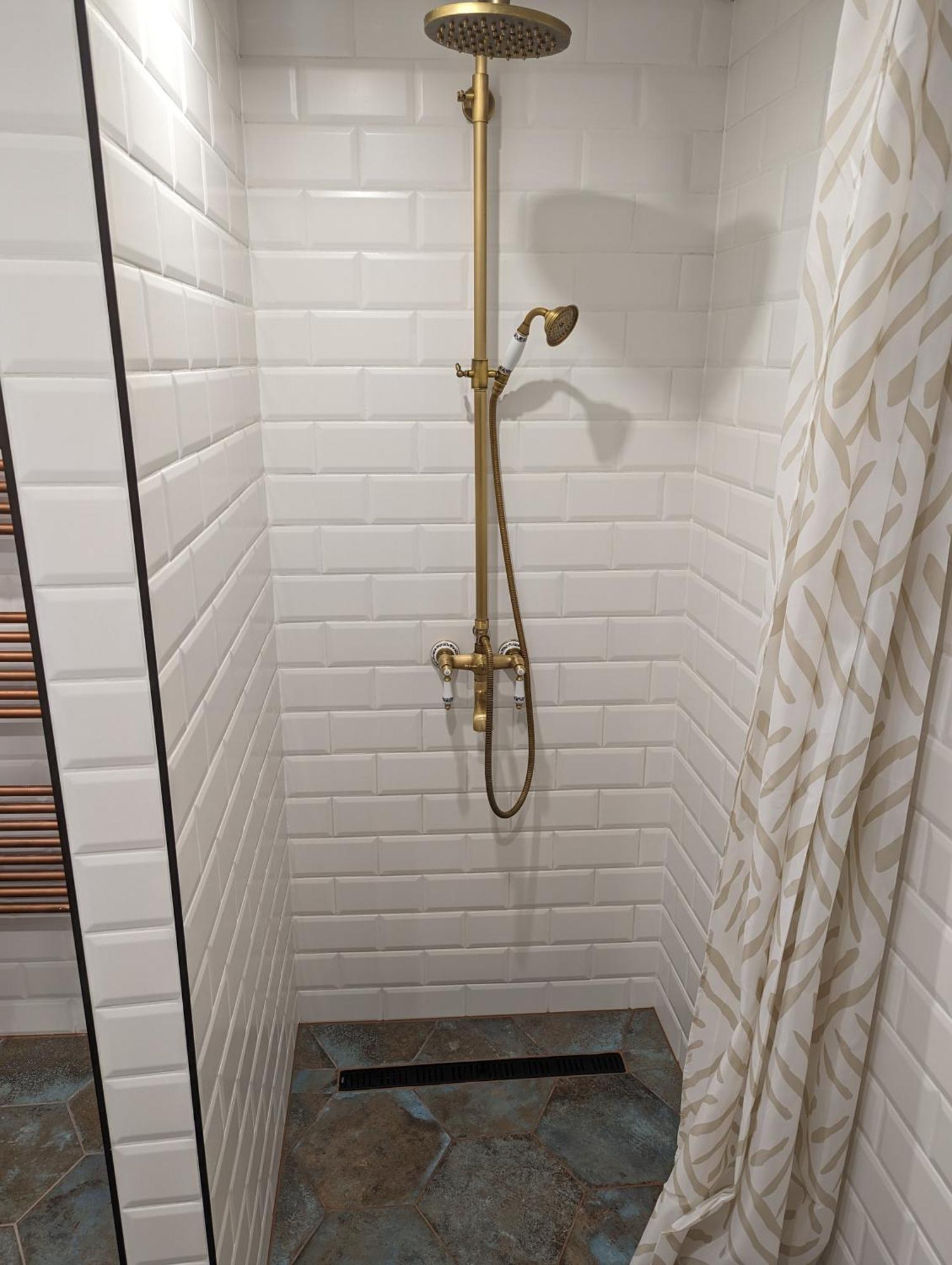 Classic Deluxe Tapolca Exterior photo